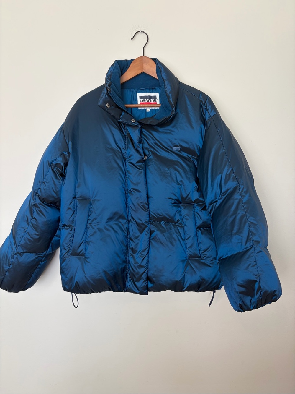 Levi's Shiny metallic Blue Cropped down Puffer Jacket size M